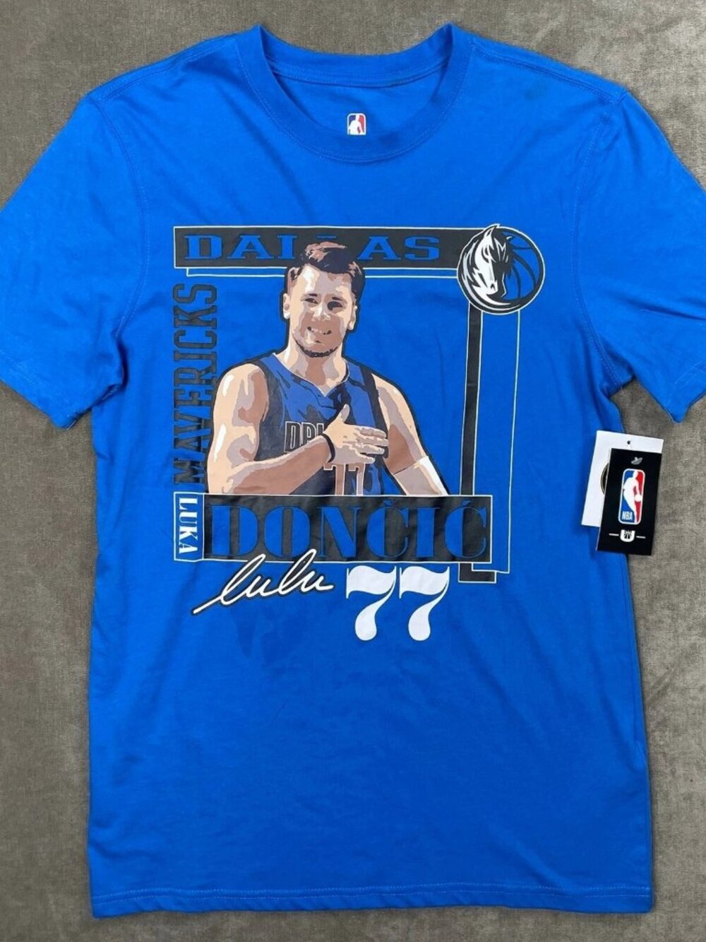 NBA Dallas Mavericks Luka Doncic #77 Blue T-Shirt Mens S NWT